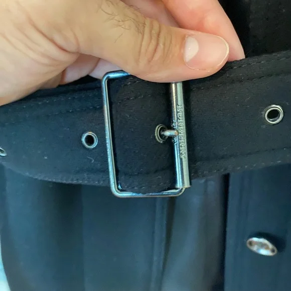 Burberry Classic Black Trench Coat - Picture 7 of 16